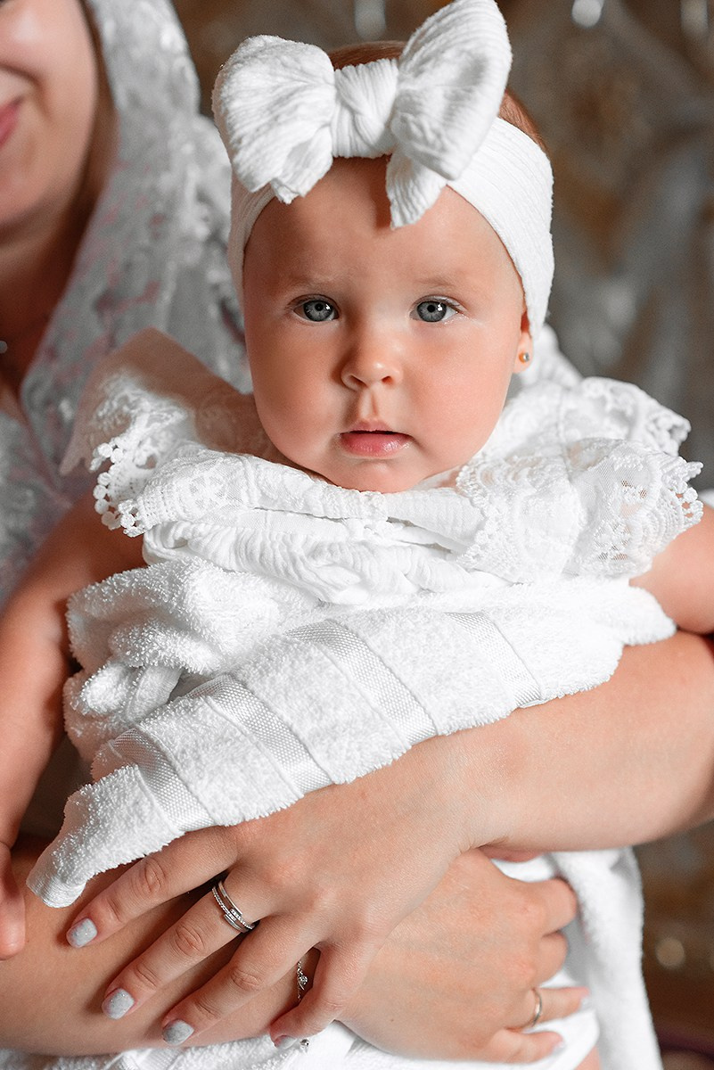 Крещение Софии в хр.Георгия Победоносца в Смиловичах. Семейный фотограф на выписку из роддома и крещение Минск Настя Гришук