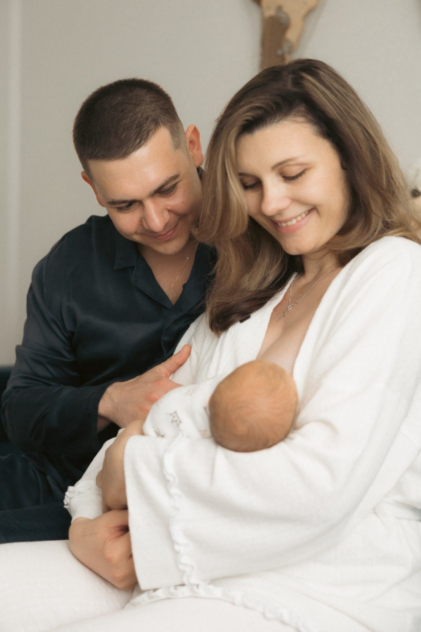 Домашняя фотосессия лайфстайл. Фотографы на роды в Москве. Фото и видео родов. Фотопроект «Продолжение рода»