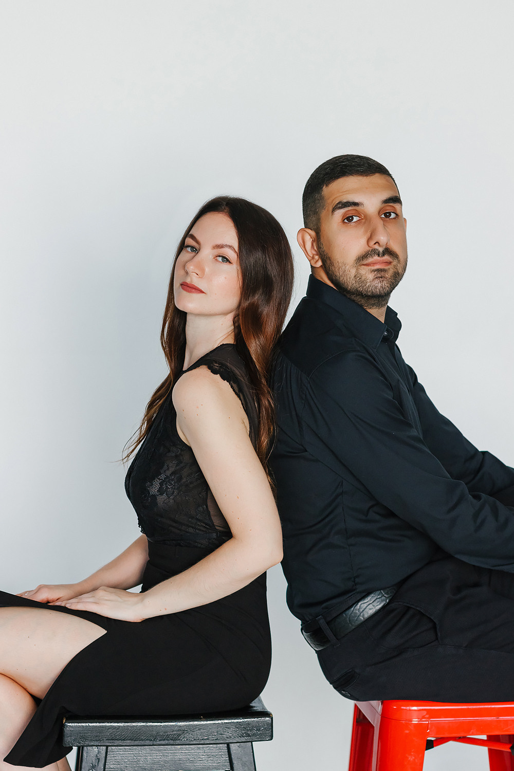 Стильная лав стори в студии. Контентный фотограф в Перми Натали Кытманова