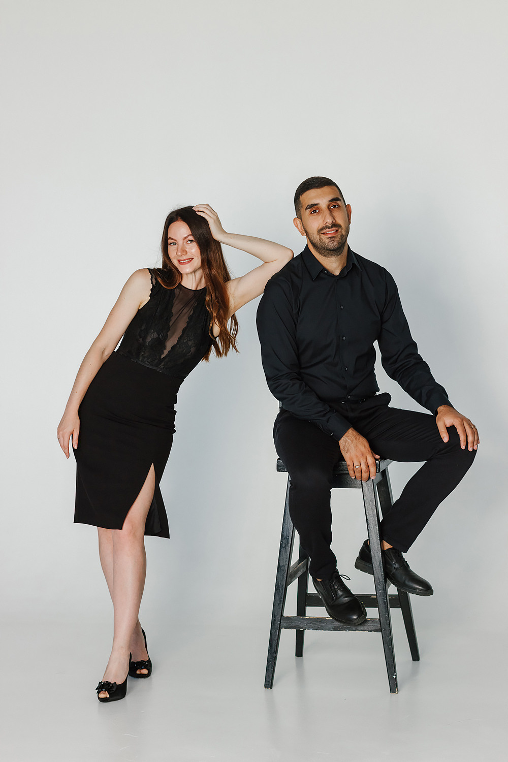 Стильная лав стори в студии. Контентный фотограф в Перми Натали Кытманова