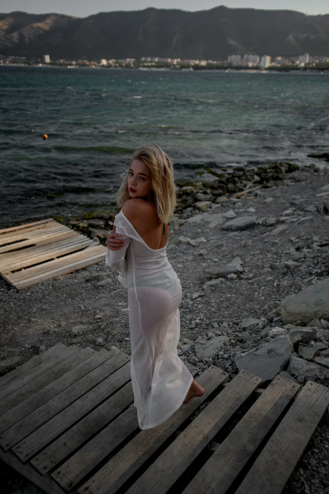 Индивидуальная фотосессия Анастасия на пляже Метрополь — фотограф Жанна Шестопалова