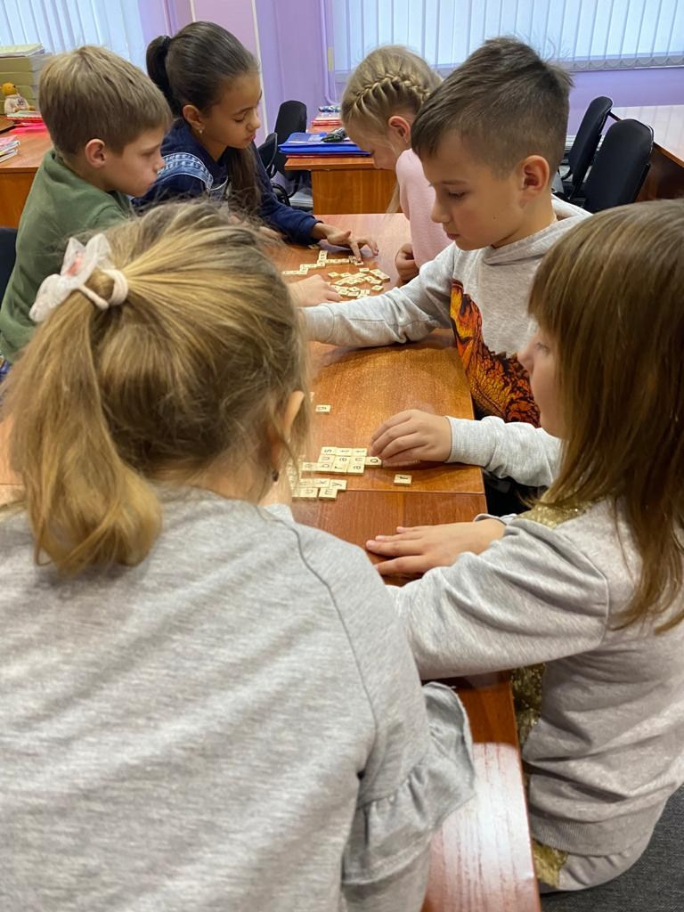 Scrabble break. LinguaCentrePro