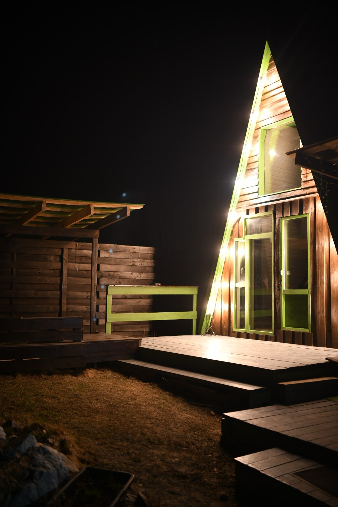 Гостевой фото. Вгости. Посуточная аренда дома во Владивостоке, баня с чаном. Теплый бассейн, геокупол. Аренда дома во Владивостоке, Надеждинском районе