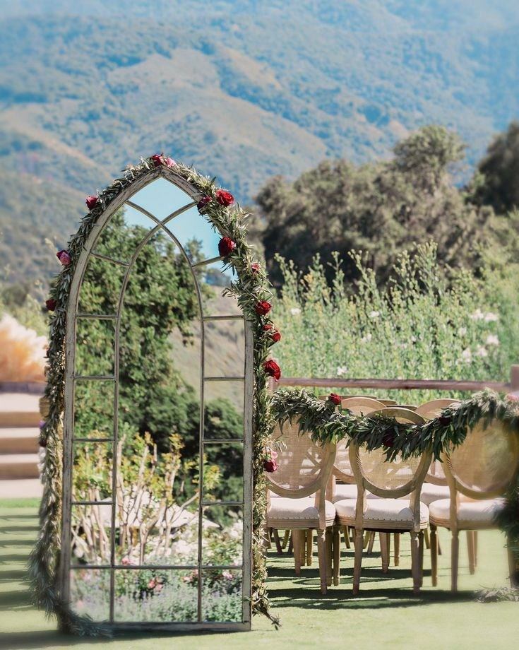 Идеи для свадебной арки 2026: от минимализма до бохо. Выбираем сердце вашей церемонии. Фотограф, видеограф на свадьбу в Москве Никита Назаров