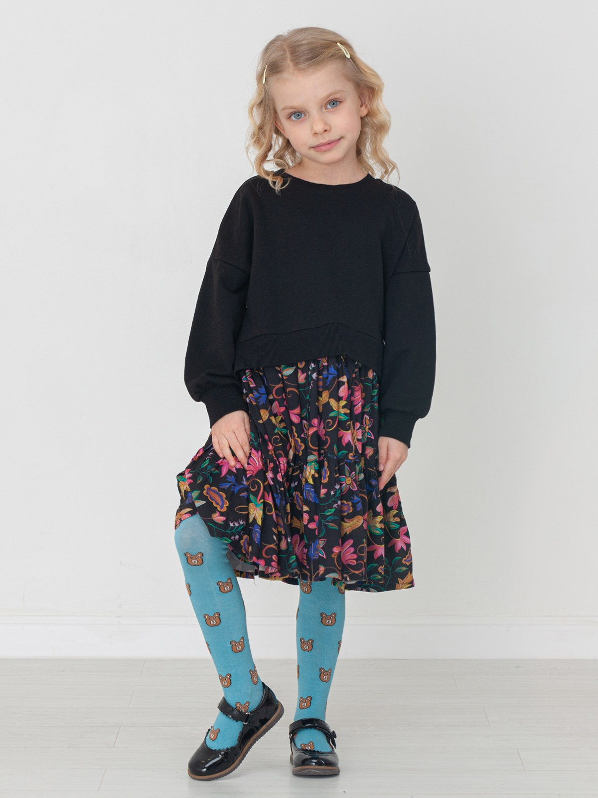 Фотосъёмка детских колготок. Сборные фотосъёмки в Москве. фотосессии одежды.фотограф