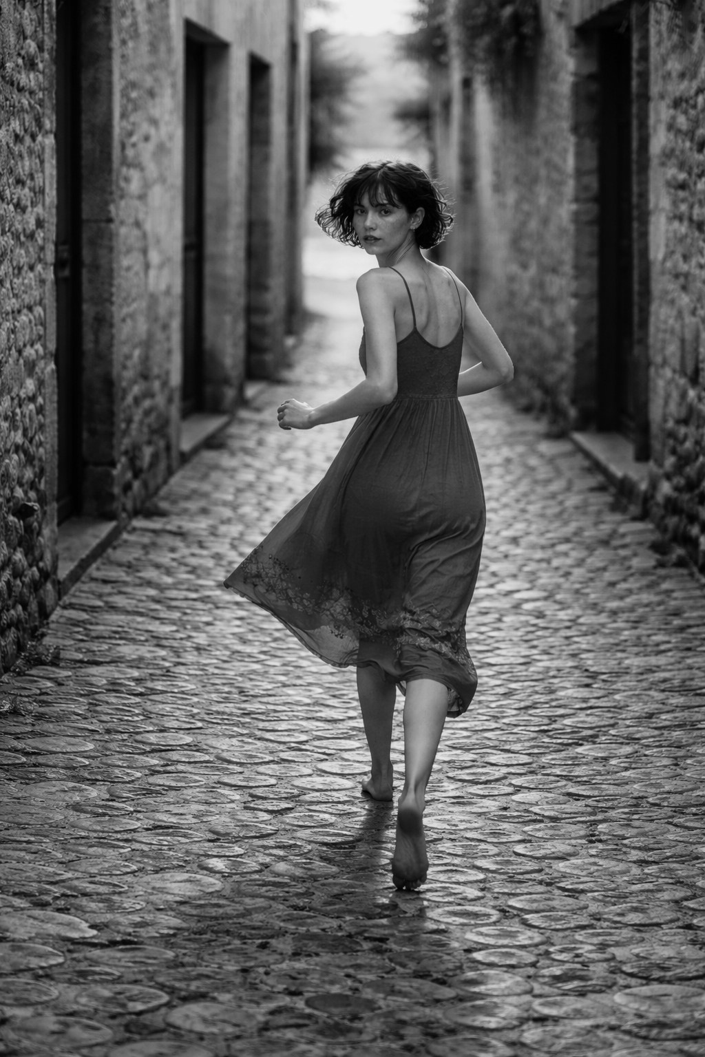 Тень. Фотограф Милена ЯновскаяМеня зовут Милена Яновская. Я фотограф и автор арт-фототерапевтических проектов