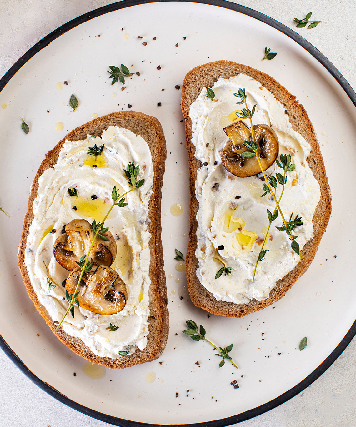Тосты. Фудфотограф, фудстилист и сет дизайнер в Москве Алена Синицына