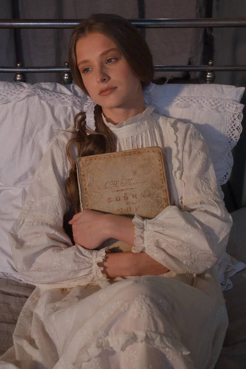 Война и мир. Персональный стилист Анастасия Фомина