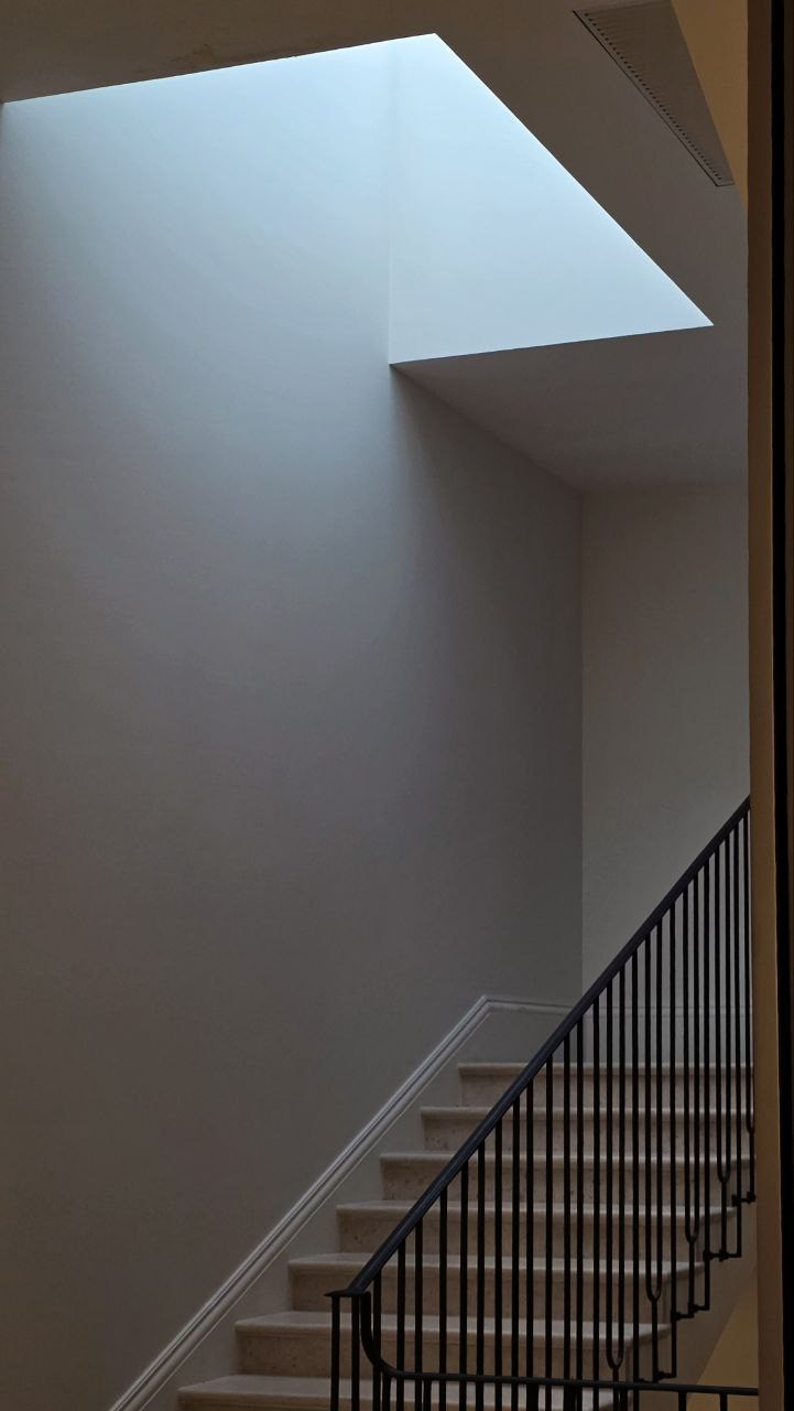 Дом с Атлантами. Фотограф Иван Антонов