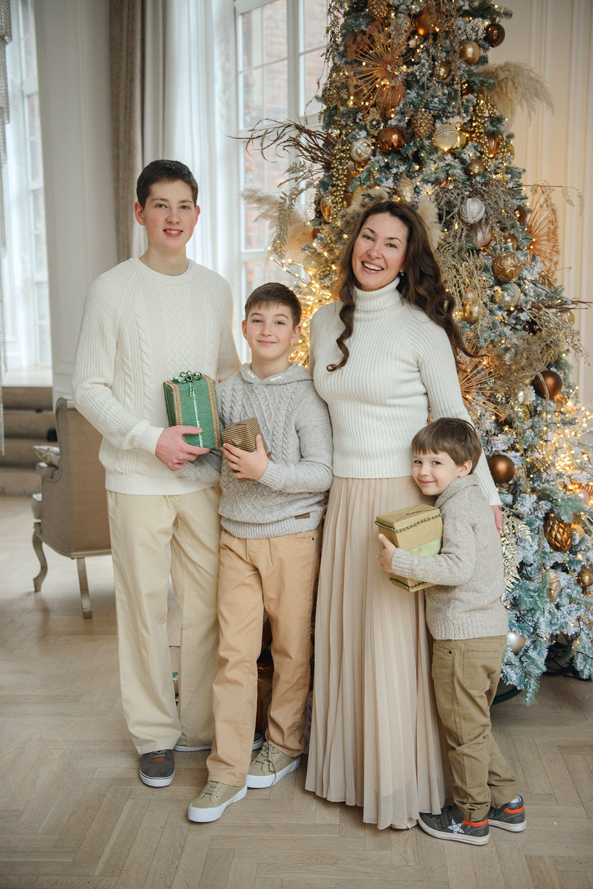 Family , Studio photo shoot at Christmas time