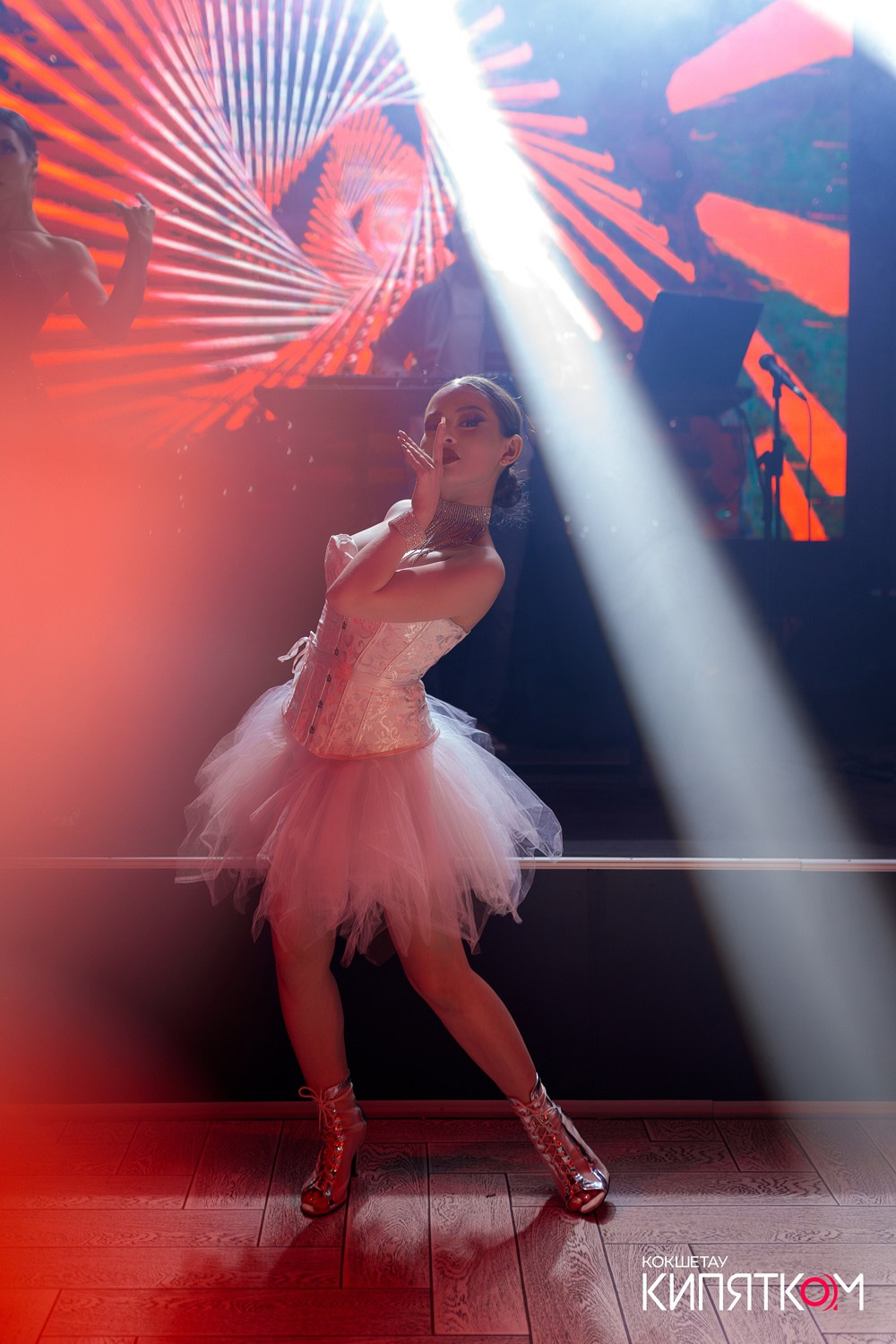 NE BRUKLIN. КИПЯТКОМ КОКШЕТАУ