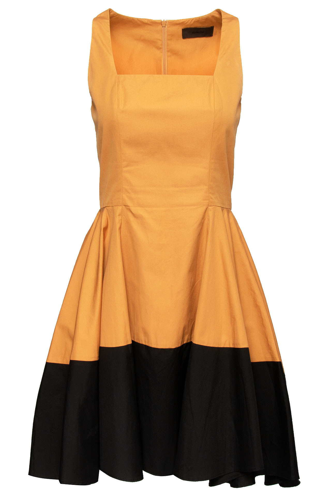 Предметная съемка желтого платья женская одежда на белом фоне