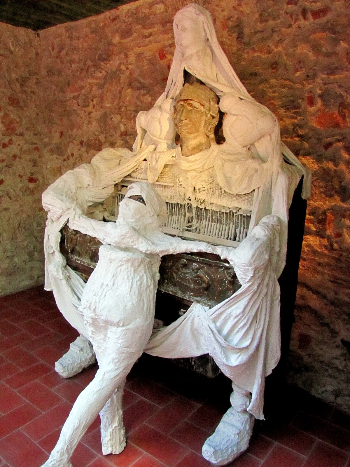 Каталония: музей Сальвадора Дали в Фигерасе. Дарья Письменюк / Darya Leitstern — фотограф, музыкант, журналист, путешественник