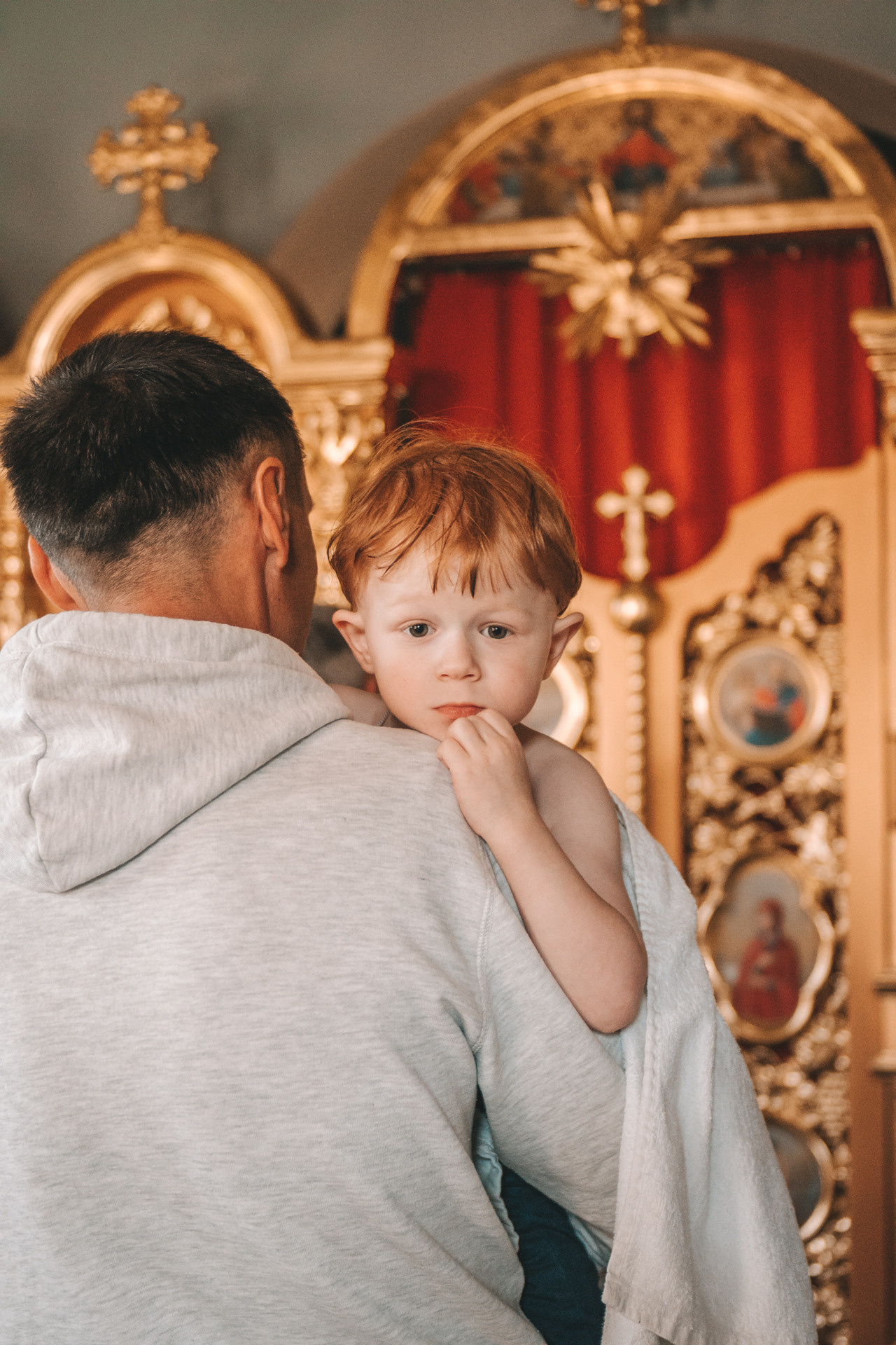 Крещение Вити. Фотограф новорожденных в стиле lifestyle в Воронеже Юлия Ключникова