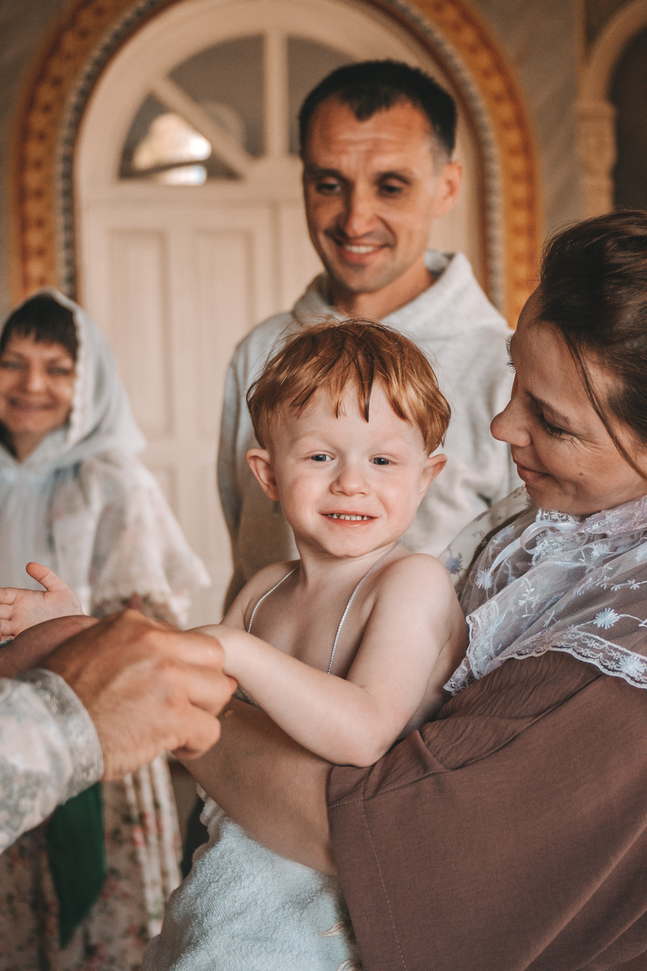 Крещение Вити. Фотограф новорожденных в стиле lifestyle в Воронеже Юлия Ключникова