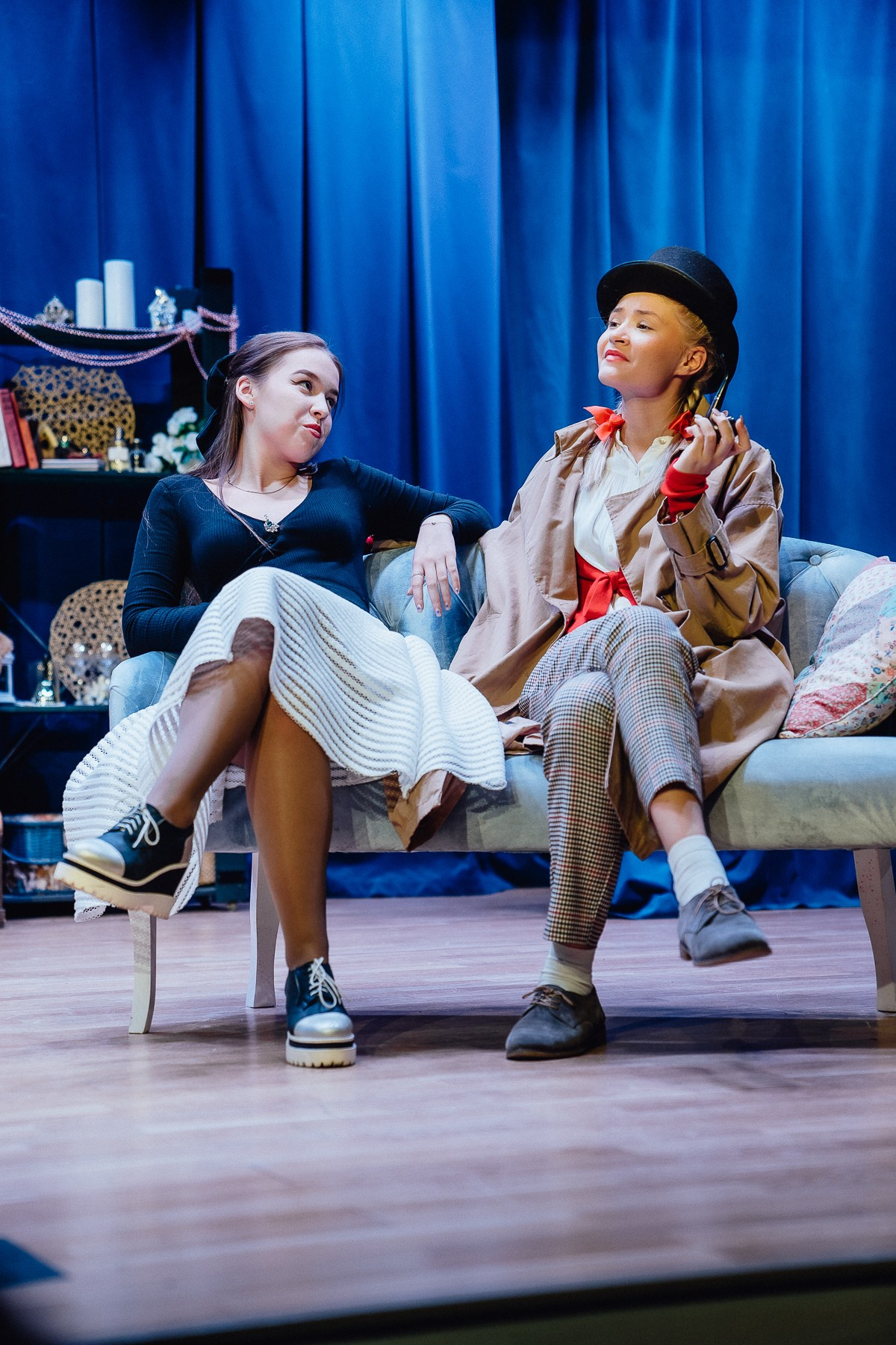 Театр Дом 8 Любящих женщин. Главная