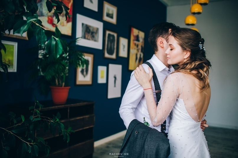 Зимняя свадьба (студия и банкет). Фотограф в Перми Александр Рачев | Выпускные альбомы