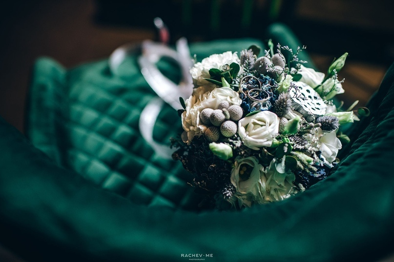 Зимняя свадьба (студия и банкет). Фотограф в Перми Александр Рачев | Выпускные альбомы