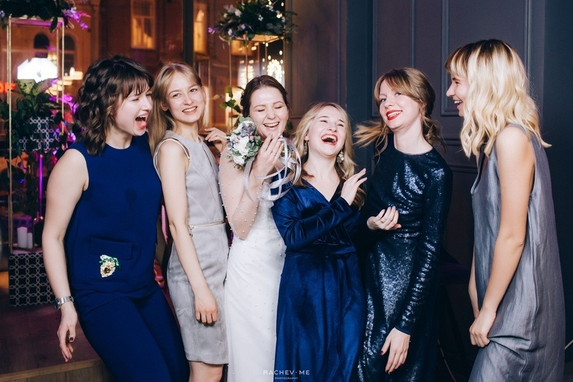 Зимняя свадьба (студия и банкет). Фотограф в Перми Александр Рачев | Выпускные альбомы