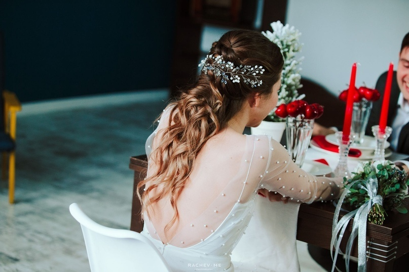 Зимняя свадьба (студия и банкет). Фотограф в Перми Александр Рачев | Выпускные альбомы