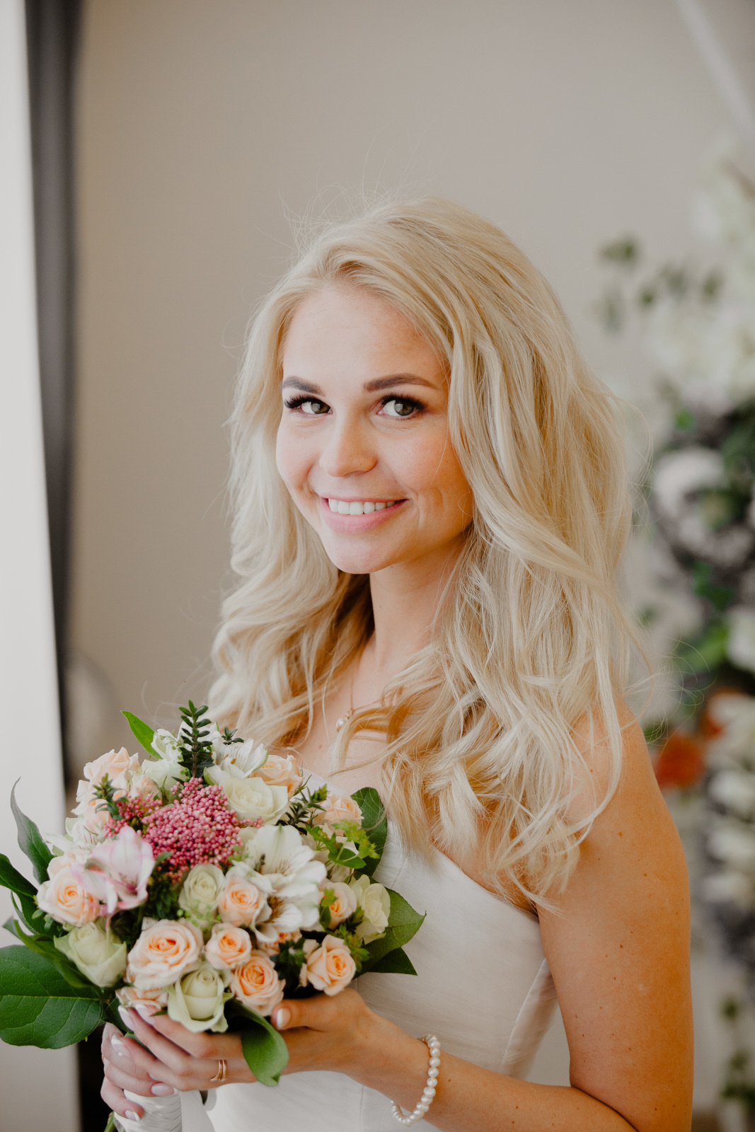 Любви Корона не помеха. Фотограф в Перми Александр Рачев | Выпускные альбомы