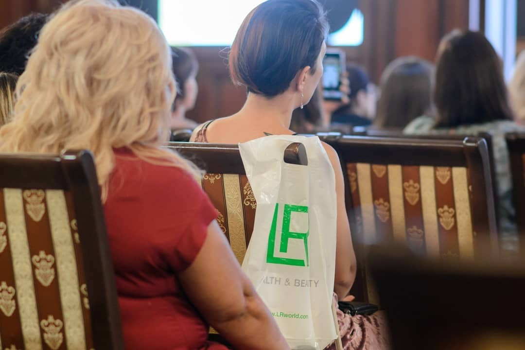 Конференция компании LR. Свадебный, семейный фотограф в Краснодаре