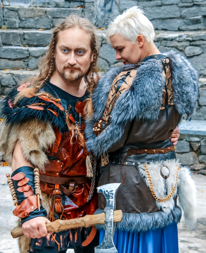 Фото — пленэр «Викинги» Ирины Воинковой 2021. Фотограф для маркетплейсов Михаил Бове