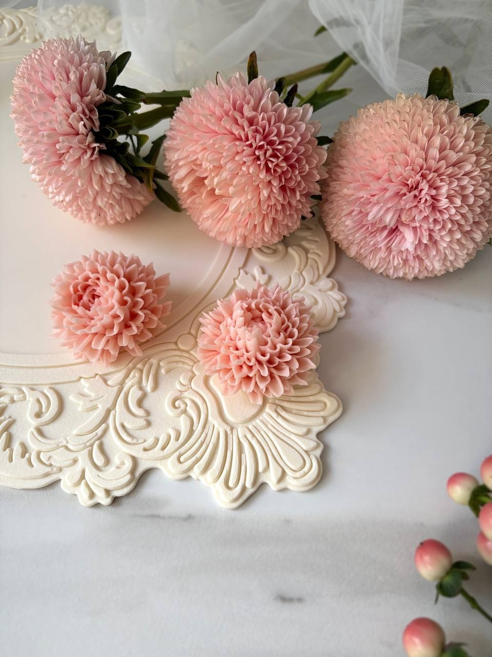 Аникина Юлия / Кремовая флористика в корейской технике