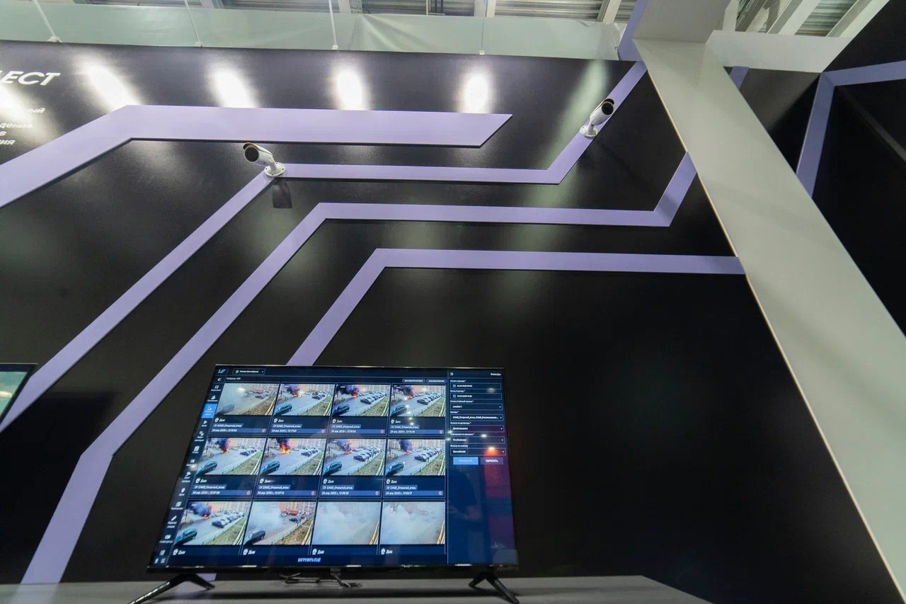 Выставочные стенды. Профессиональный портретный фотограф в Москве Владимир Глаголев