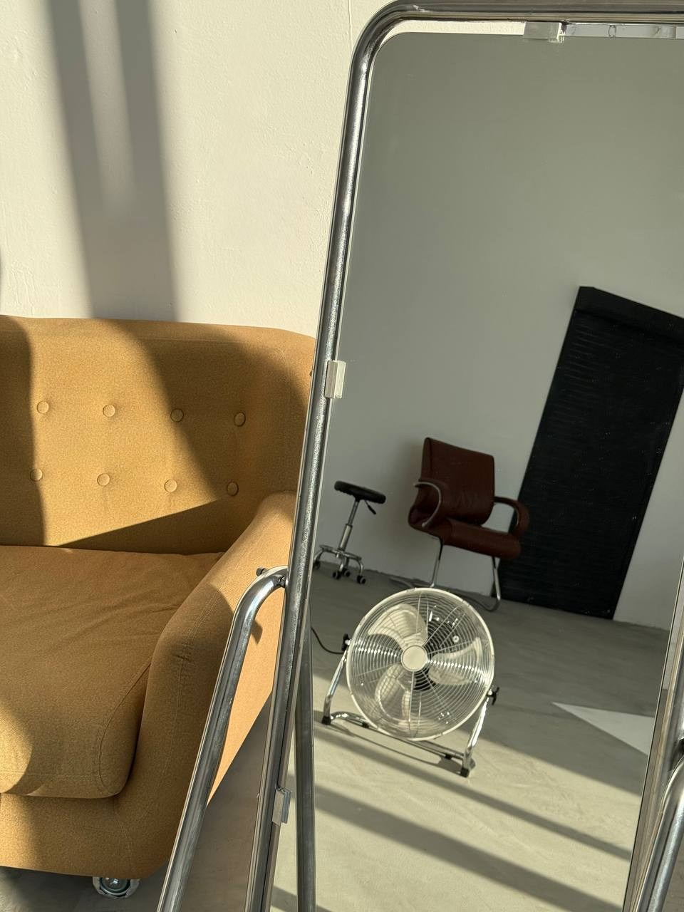 Серый зал. Фотостудия Баланс Белого Курган