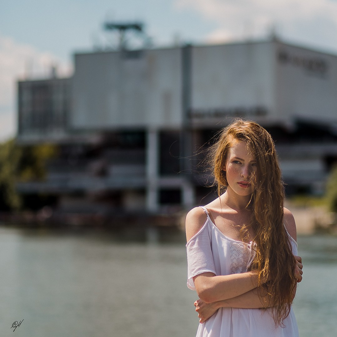 Рыжий Тамрон. Фотограф Виталий Сид: профессиональная фотосъемка, обучение и новости индустрии