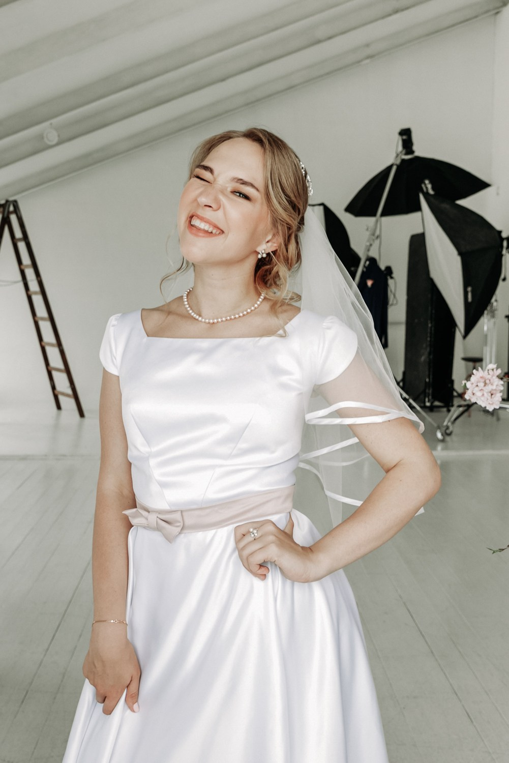 Свадебный фотограф в Санкт Петербурге, Москве. Фотограф крещение венчание в Петербурге! Помогает подобрать храм и посоветовал душевного батюшку в СПб