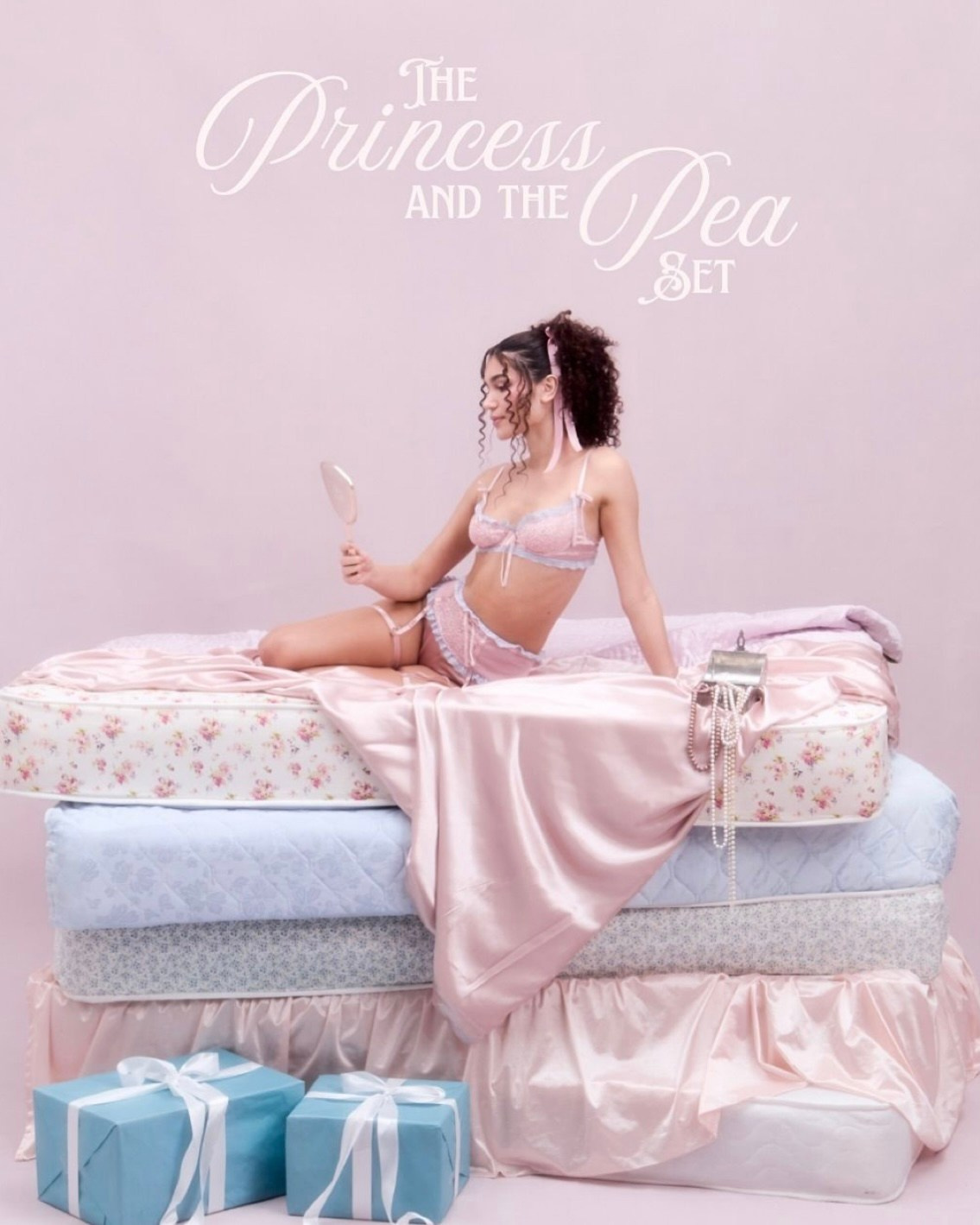 🎀. Fashion & Boudoir photographer Diana Ageeva