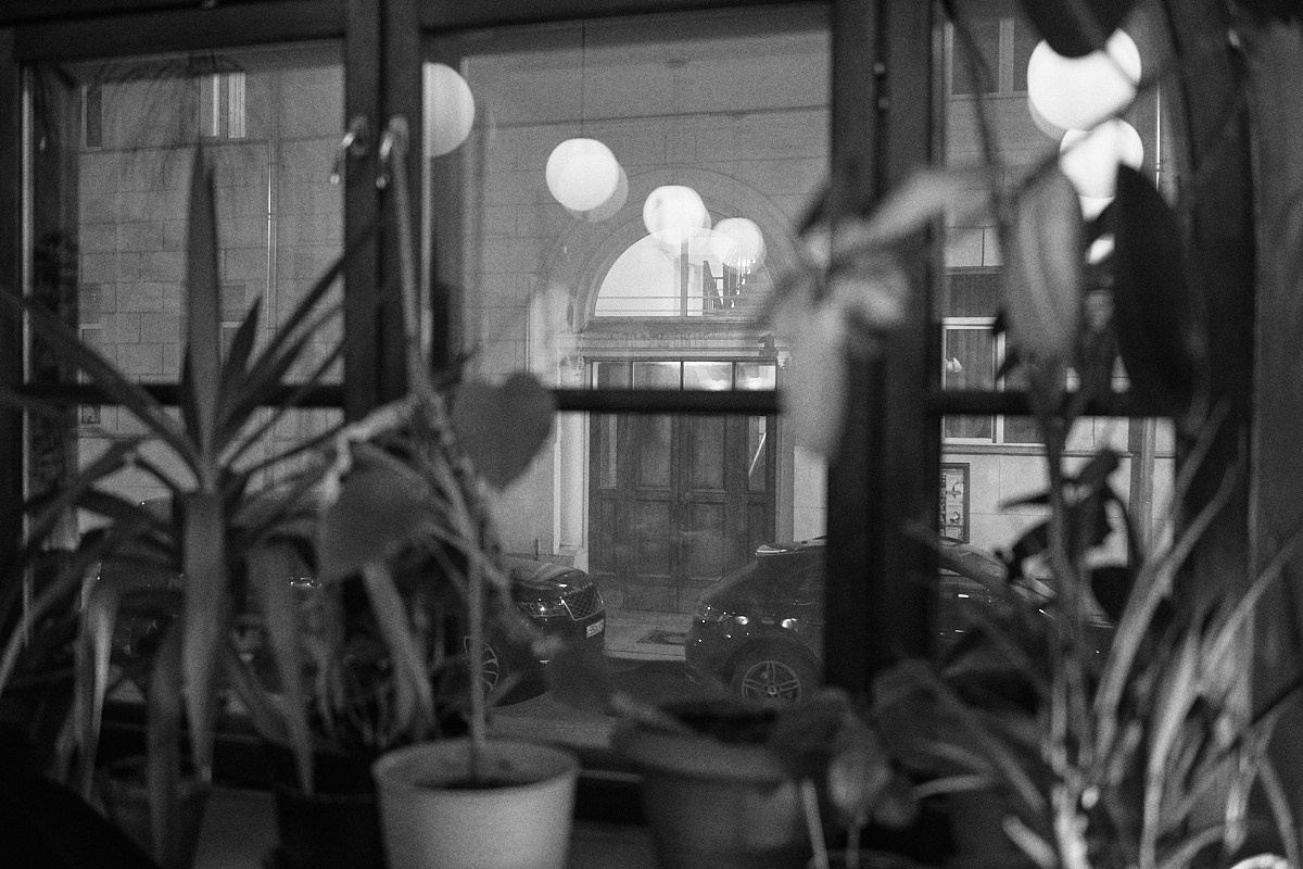 Поющие Камни в MMOMA Cafe. Иван Кобяков