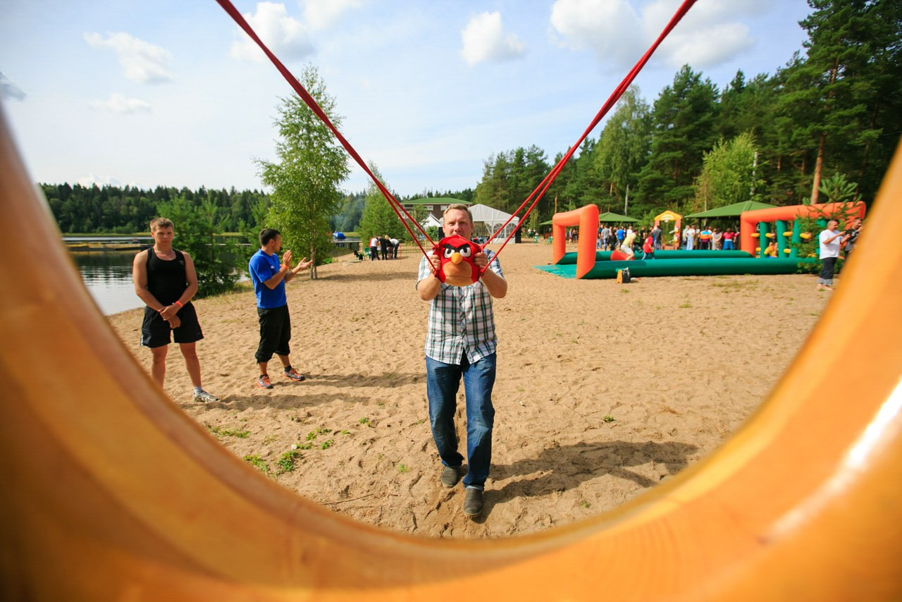 Командообразующее. Фотограф событий, Максим Романенко