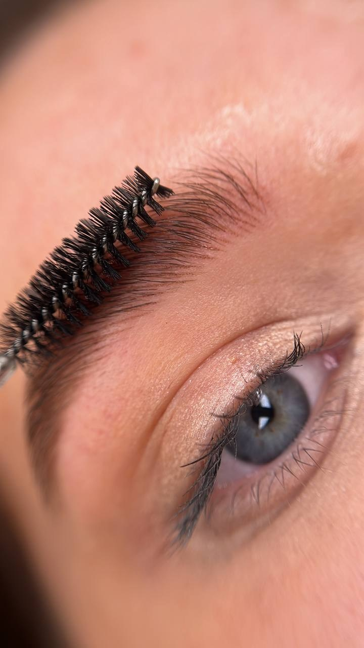 Онлайн обучение волосковой технике гиперреализм. Студия перманентного макияжа, косметологии и массажа SYMMETRY в Москве, м. Киевская