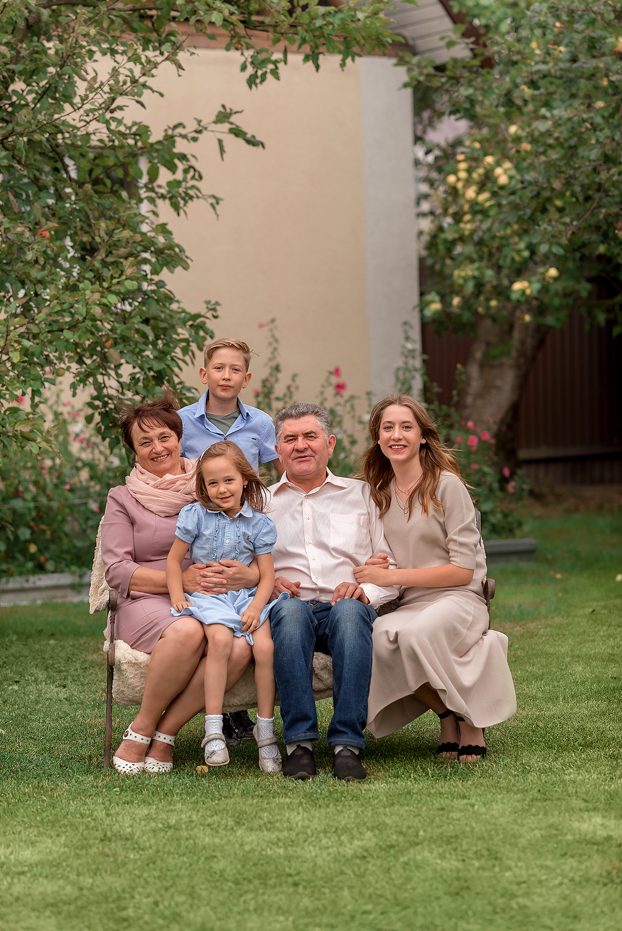 Фотосессия большой семьи в Санкт-Петербурге. Фотограф Юлия Кондратьева