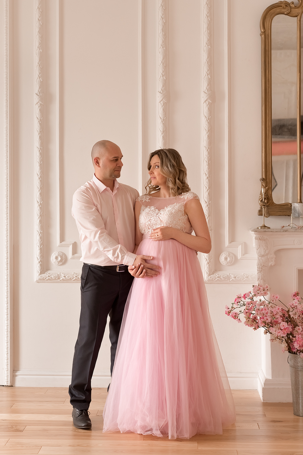 Семейная фотосессия в студии Санкт-Петербурга. Фотограф Юлия Кондратьева