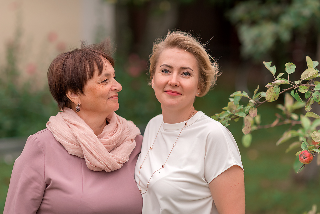 Фотосессия большой семьи в Санкт-Петербурге. Фотограф Юлия Кондратьева