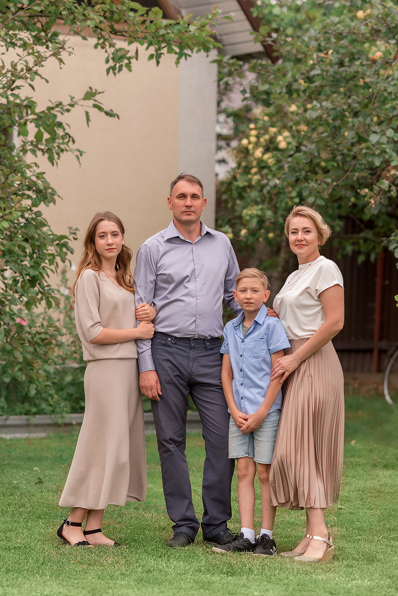 Фотосессия большой семьи в Санкт-Петербурге. Фотограф Юлия Кондратьева