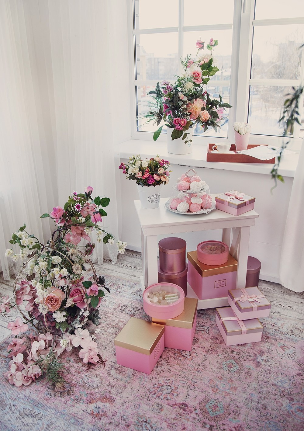 BOUTIQUE зал White hall (Фотобутик, 22 сьезда КПСС, д. 86). Портретный, семейный, свадебный фотограф в Брянске Маргарита Василькова