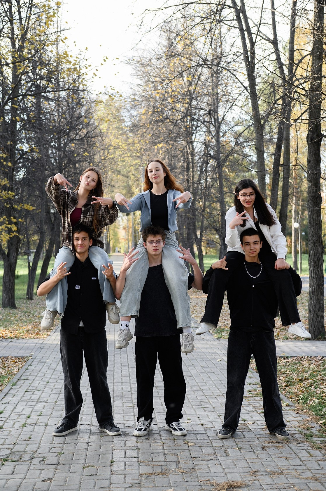 Фотосъемка на альбомы 9-11 классы. Выпускные альбомы Искитим Бердск Новосибирск