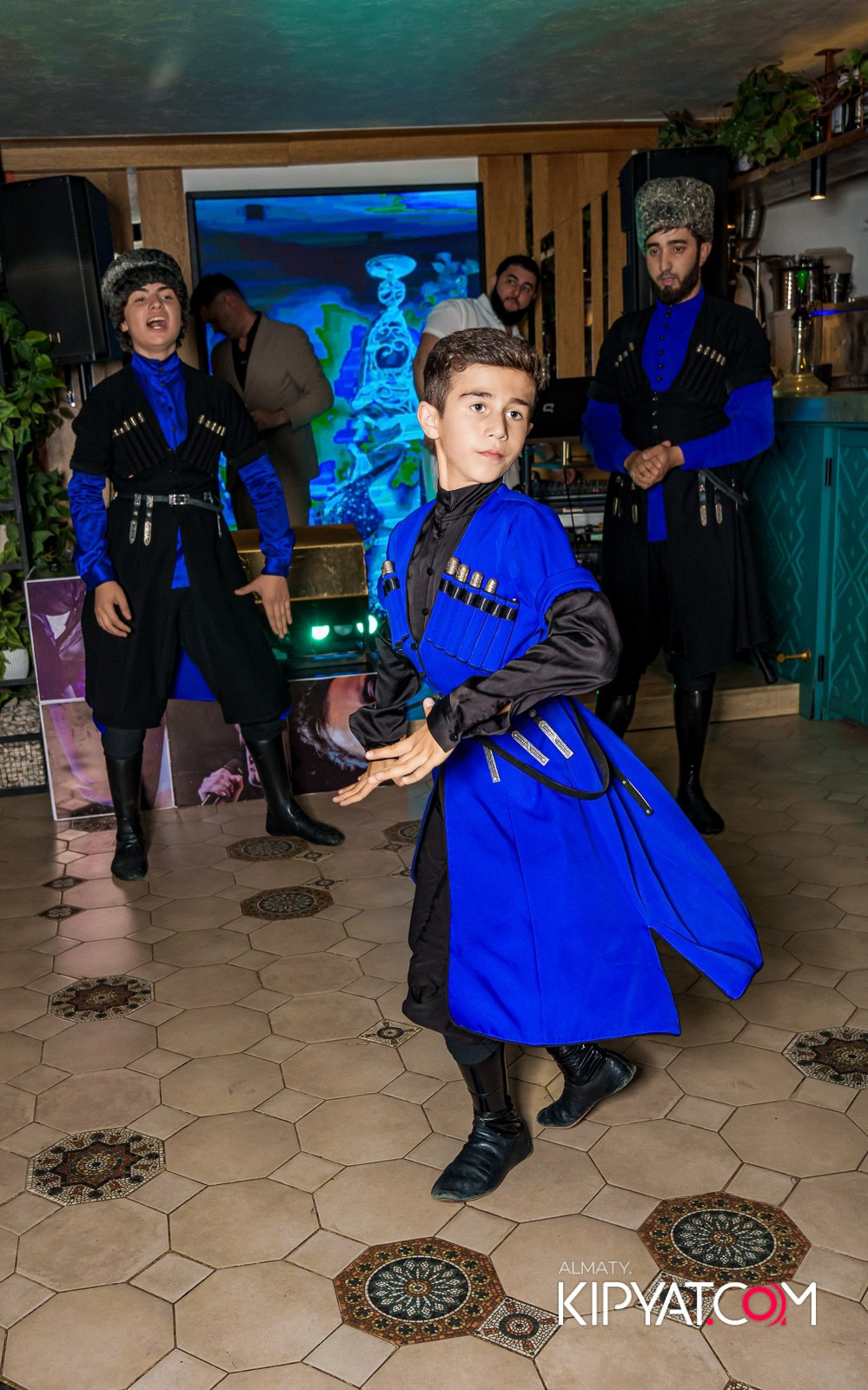 MODI RESTORANCHIK. КИПЯТКОМ АЛМАТЫ!