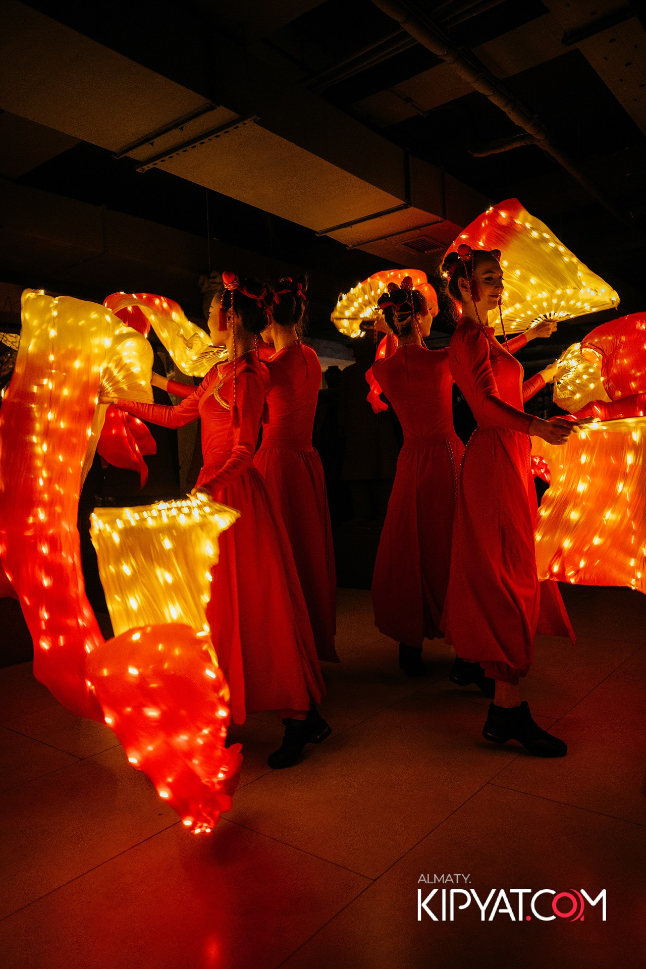 ОФИЦИАЛЬНОЕ ОТКРЫТИЕ РЕСТОРАНА CHINA. КИПЯТКОМ АЛМАТЫ!