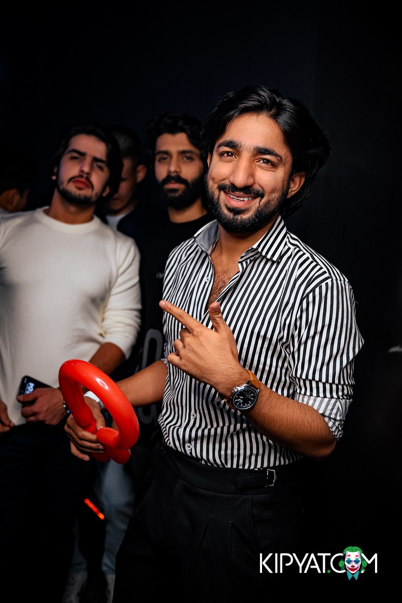 UYAT EMES BAR. КИПЯТКОМ АЛМАТЫ!