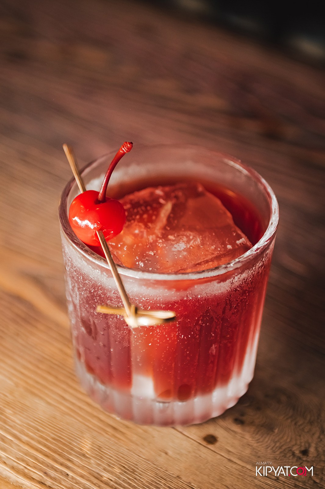 РЕСТО-БАР СКАНДАЛИСТЪ. КИПЯТКОМ АЛМАТЫ!