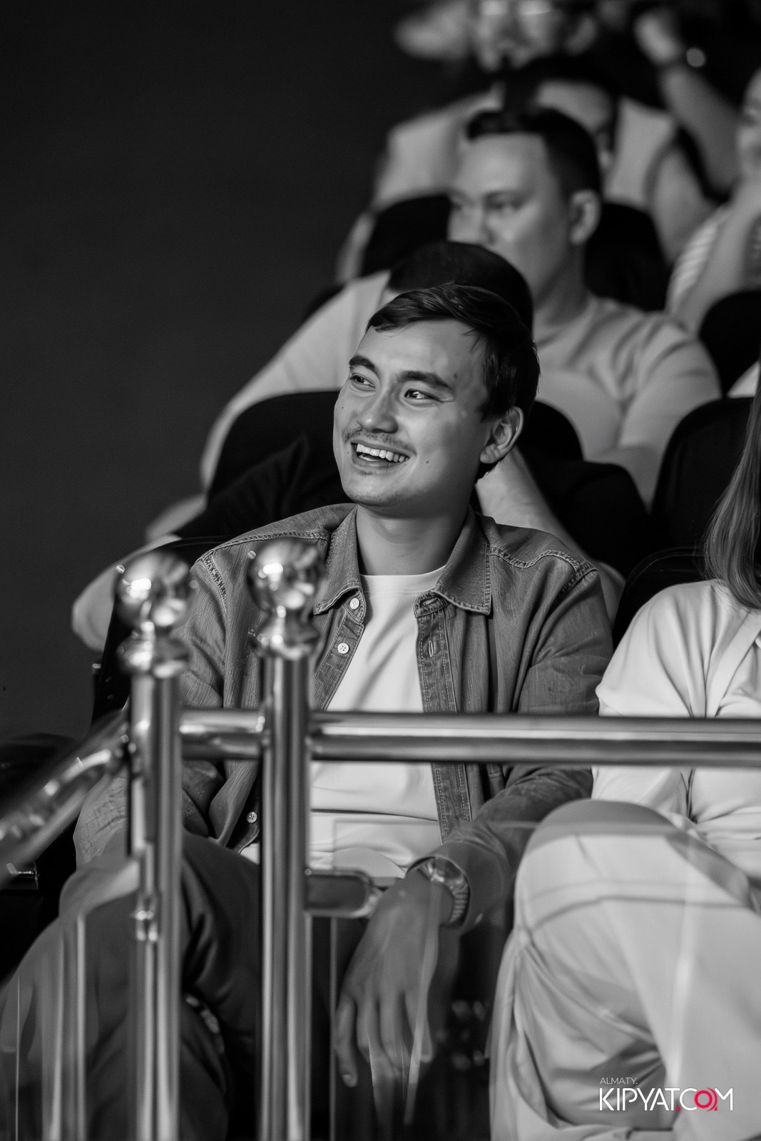 STAND UP КОНЦЕРТ АЛЕКСАНДА МЕРКУЛЬ. КИПЯТКОМ АЛМАТЫ!