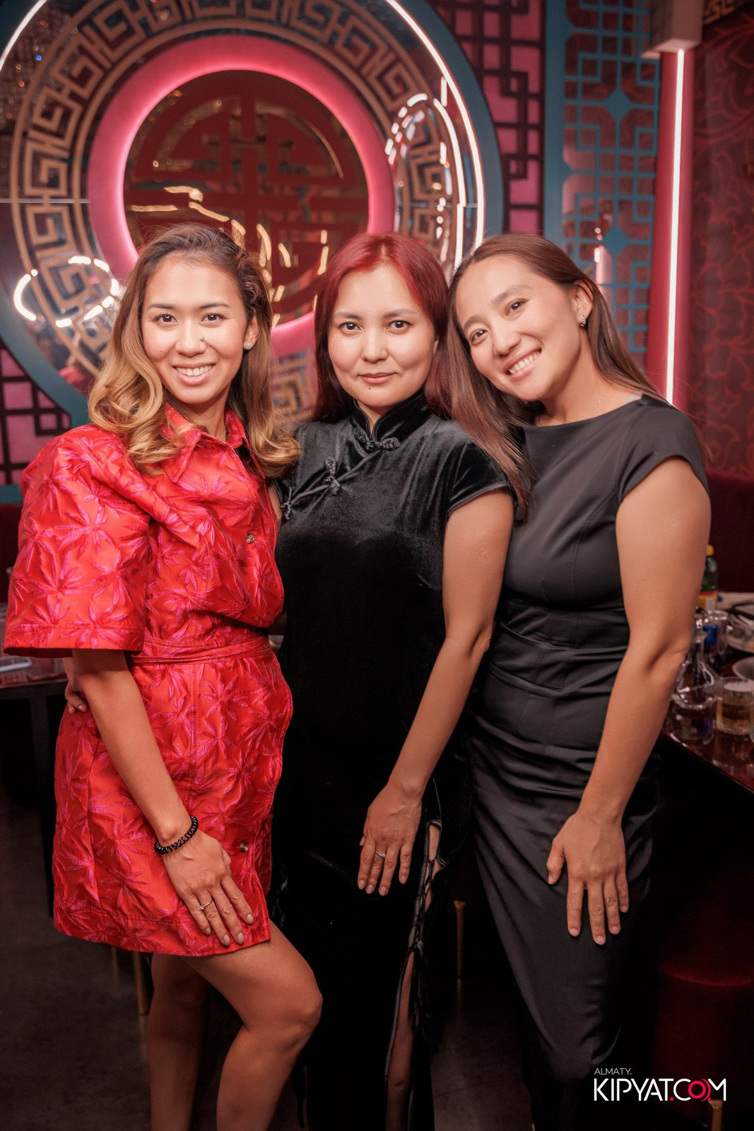 MOOD KARAOKE & TERRACE. КИПЯТКОМ АЛМАТЫ!