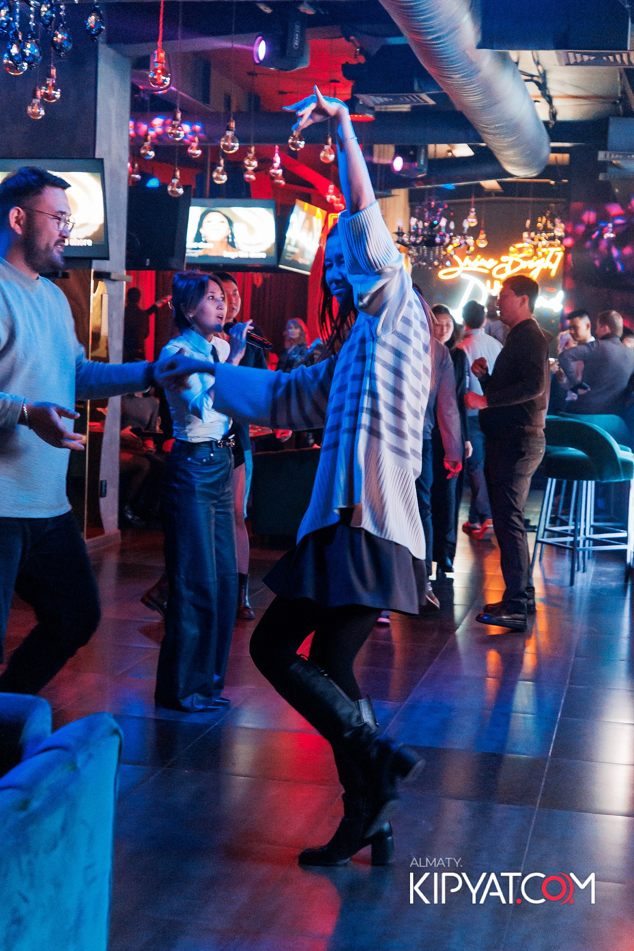 ДОРОГАЯ. Я НЕ ПИЛ. КИПЯТКОМ АЛМАТЫ! Фотосъемка мероприятий в Алматы