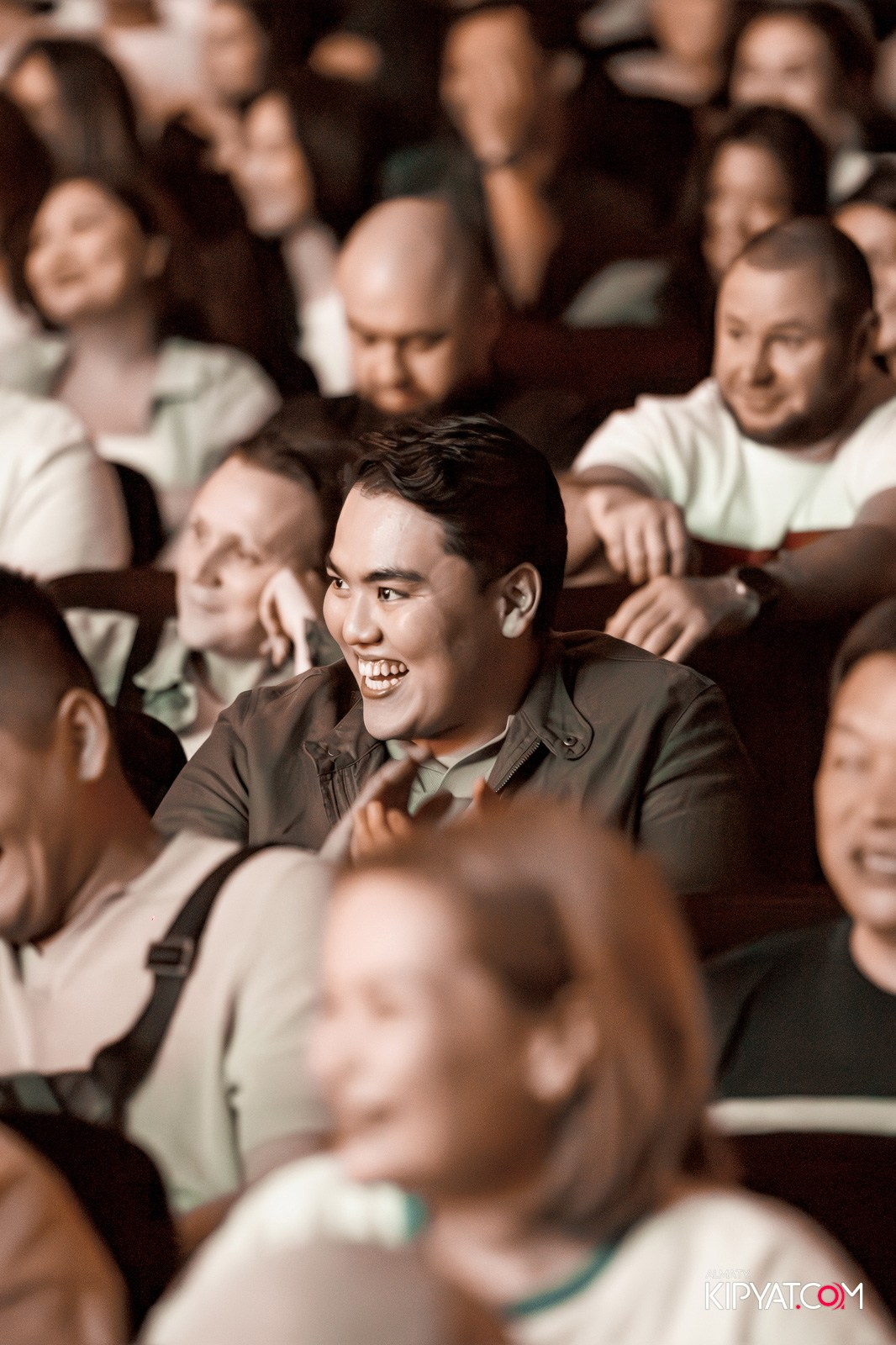 STAND UP КОНЦЕРТ АЛЕКСАНДА МЕРКУЛЬ. КИПЯТКОМ АЛМАТЫ!